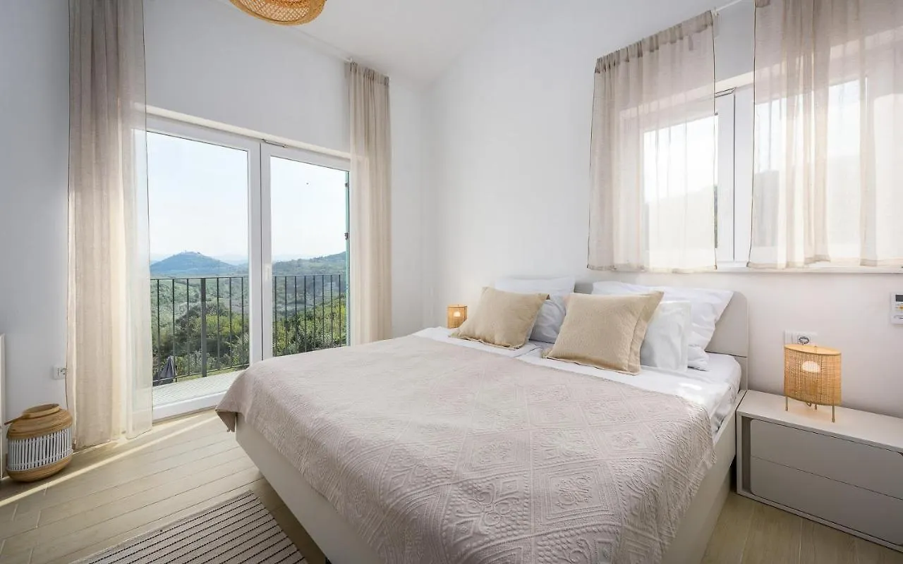 Motovun View Villa